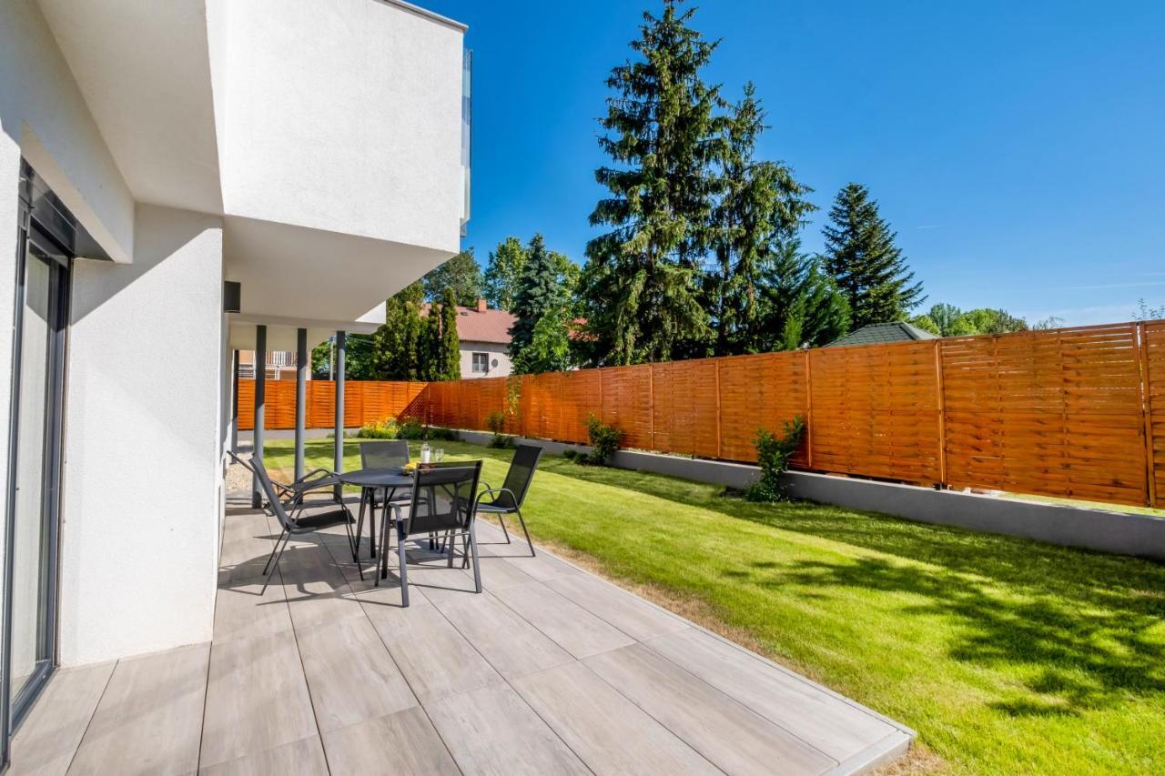 Myflat Villa Nuvola Сиофок Екстериор снимка