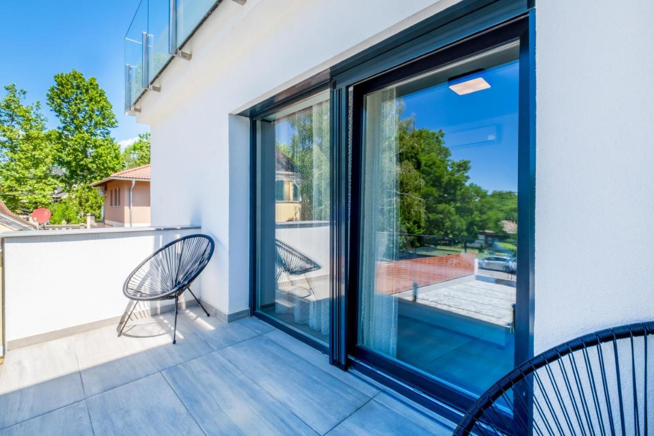 Myflat Villa Nuvola Сиофок Екстериор снимка